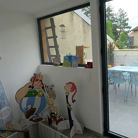 Le 12 3*